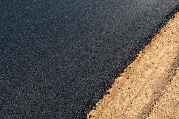 Cost of Hot Tar Driveway Sealing in San Rafael